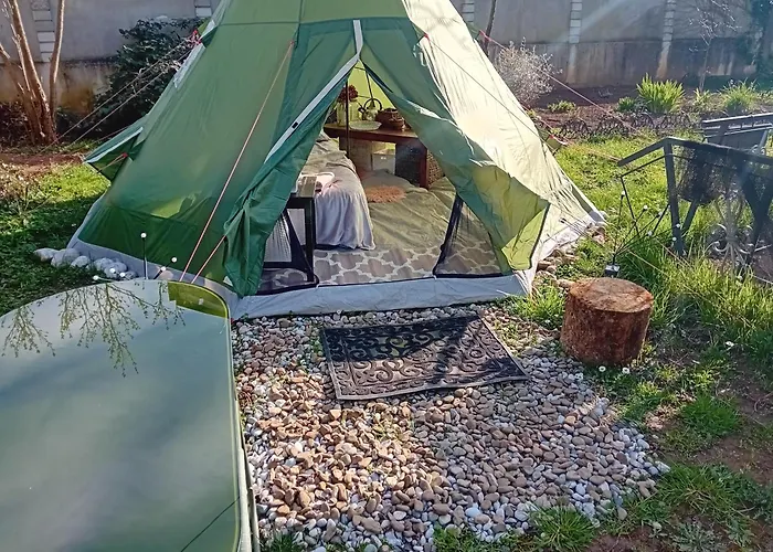 Indian Tent Tipi In Shared Lot And Shared Bathroom Mrse