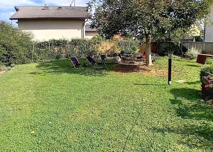 Indian Tent Tipi In Shared Lot And Shared Bathroom Luxury tent